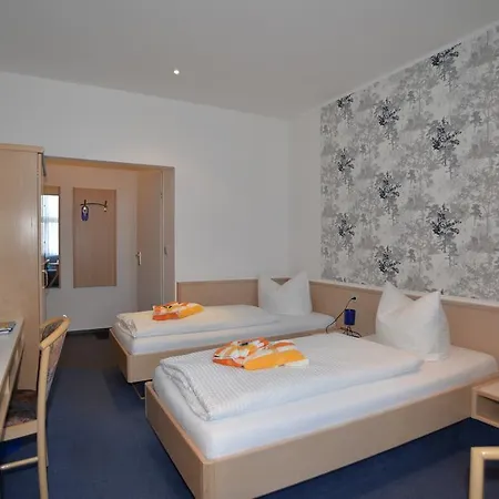 Am Hohen Schwarm Hotel Saalfeld Saale